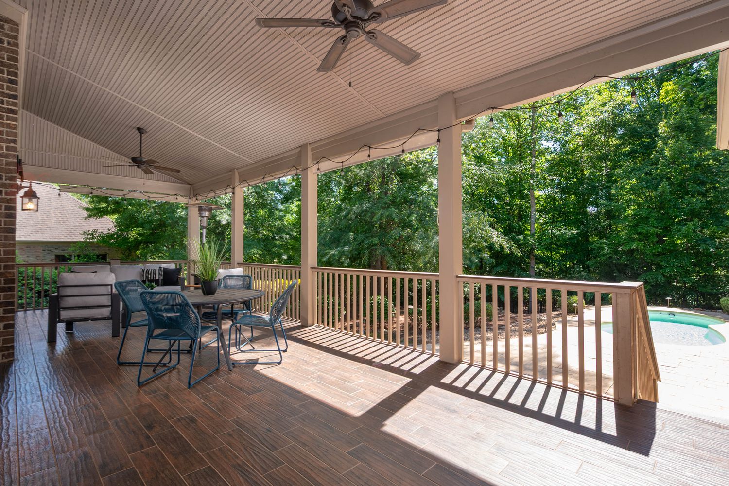Covered rear deck